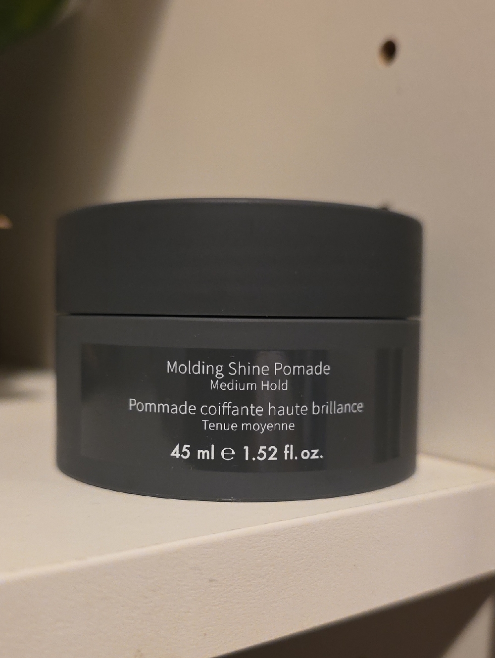 New Monat Molding Shine Pomade - Medium Hold (Gray Jar)